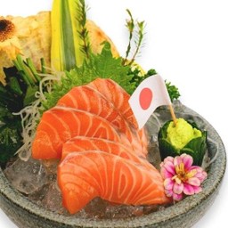 แซลมอนซาชิมิ