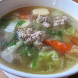 แกงจืดเต้าหู้หมูสับ