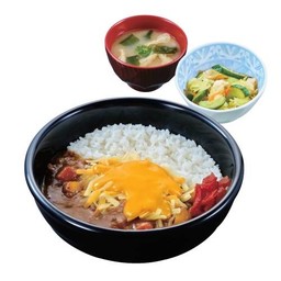 ข้าวแกงกะหรี่ชีสลาวา และชุดสุดคุ้ม