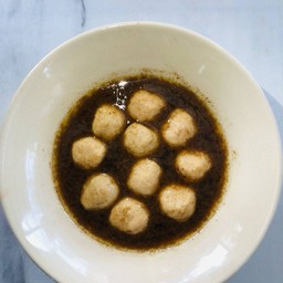 ลูกชิ้นเนื้อลวก