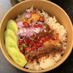 ข้าวยำปลากระป๋อง