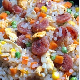 ข้าวผัดกุนเชียง