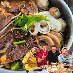 เนื้อตุ๋นพันล้าน เก้ากิโล ศรีราชา