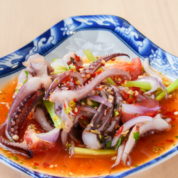 ยำหนวดปลาหมึก