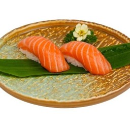 แซลมอนนิกิริ