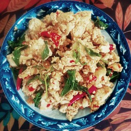 กะเพราเต้าหู้ Vegan