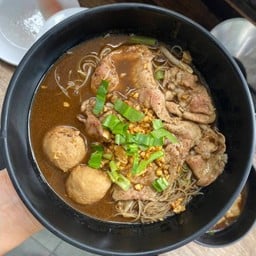 ก๋วยเตี๋ยวเรือ เนื้อริบอายด์ไทย