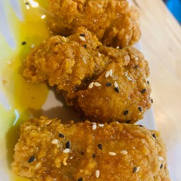 ไก่กรอบซอสฮันนี่