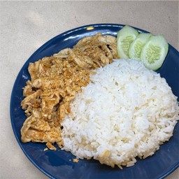 ข้าวไก่ชิ้นกระเทียม (ไก่)