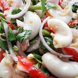 ยำไส้ตัน