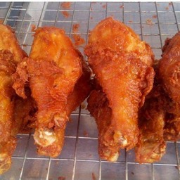 น่องไก่ทอก