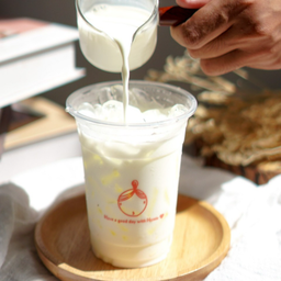 W08 น้ำนมสด