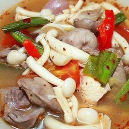 ต้มเเซ่บไก่