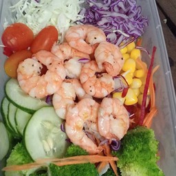 สลัดกุ้งย่าง