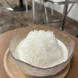น้ำแข็งใสนมข้นหวาน