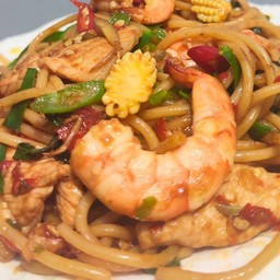 สปาเก็ตตี้ขี้เมา