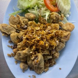 ไส้ตันทอดกระเทียม