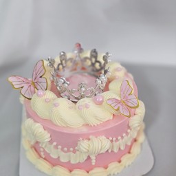 เค้กวันเกิด มงกุฎเงิน สีชมพูครึ่งปอนด์ ไม่รับเขียนข้อความหรือชื่อเพิ่ม