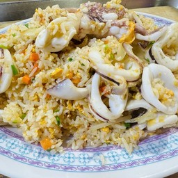 ข้าวผัดหมึก ใช้หมึกสด