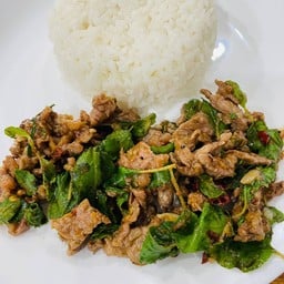 [อร่อยซ่ากับโค้ก] ข้าวกะเพราเนื้อริบอาย +  โค้ก ออริจินัล (ขวด)