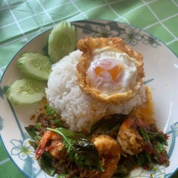 ผัดเครื่องแกง