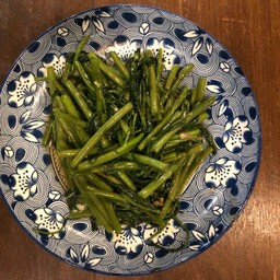 ผัดผักบุ้งไฟแดง