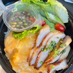 ข้าวไข่ข้นหมูย่าง