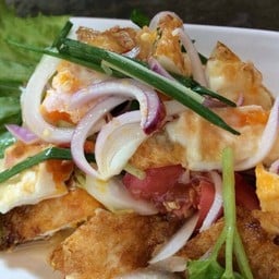 ยำไข่ดาว