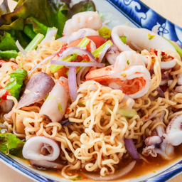 ยำมาม่าทะเล