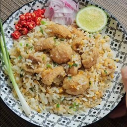 ข้าวขยำผัดไข่