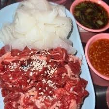 จุ่มเนื้อสไบนาง