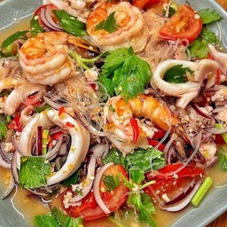 ยำวุ้นเส้นทะเล