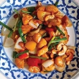 ไก่ผัดเม็ดมะม่วง