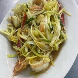 กุยช่ายขาวผัดกุ้ง