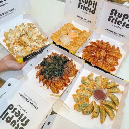 เกี๊ยวซ่าทอดกรอบ Stupid fries สาขา วัดราชธานี สุโขทัย
