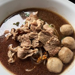 เส้นเล็กเนื้อสด/ลูกชิ้นพิเศษ