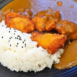 ข้างแกงกะหรี่ไก่คาราเกะ