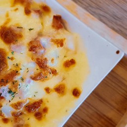 สปาเก็ตตี้อบชีส