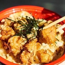 ข้าวหน้าไก่คาราเกะ + ไข่ (ไม่มีรูป)