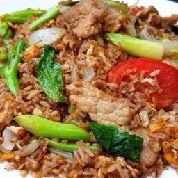ข้าวผัดรถไฟ