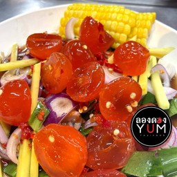 ยำไข่เเดงเค็ม