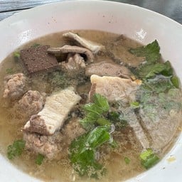 โจ๊กฮ่องกง ต้มเลือดหมู
