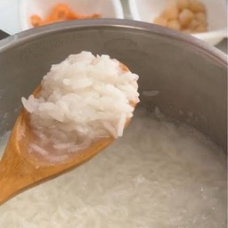 ข้าวต้ม(โถ)