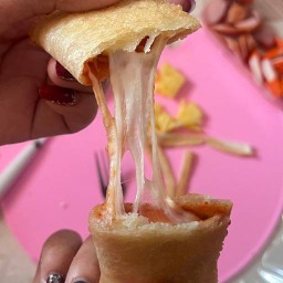 พิซซ่าป่ะเตง สุขสวัสดิ์76