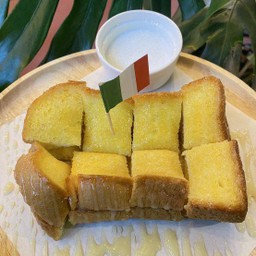 ปังเนยนมน้ำตาล