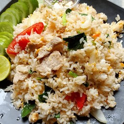 ข้าวผัดคะน้าหมู