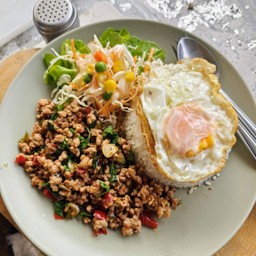 ข้าวกระเพราหมูสับ+ไข่ดาว