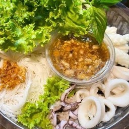 เมี่ยงปลาหมึก