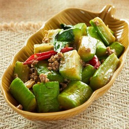 ผัดมะเขือยาวหมูสับ