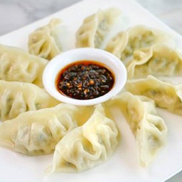 เซ็ทเกี๊ยวซ่านึ่ง (10 ชิ้น)